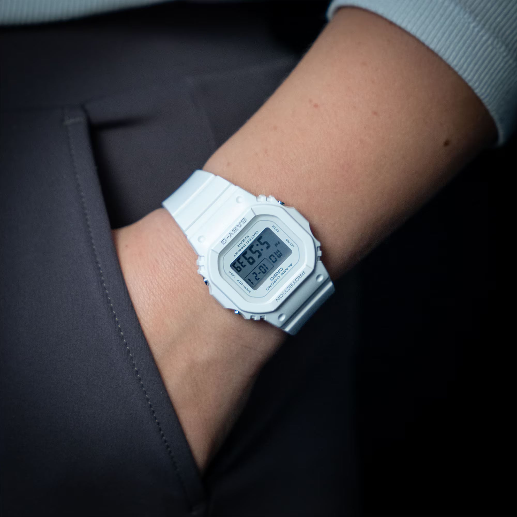 Montre Casio G-Shock blanche BGD-565U-7ER